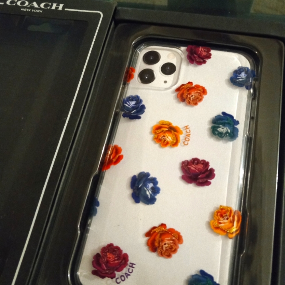 Coach iPhone 12 and iPhone 12 pro phone case